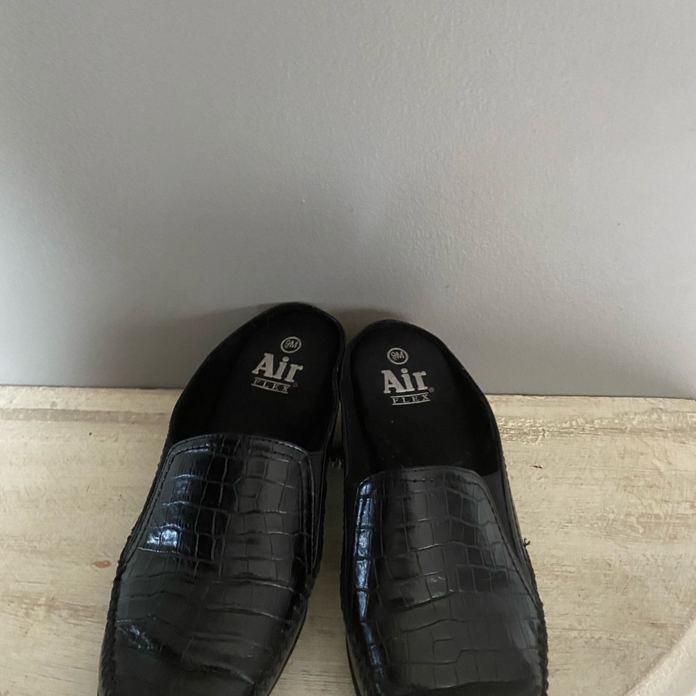 Black Mules